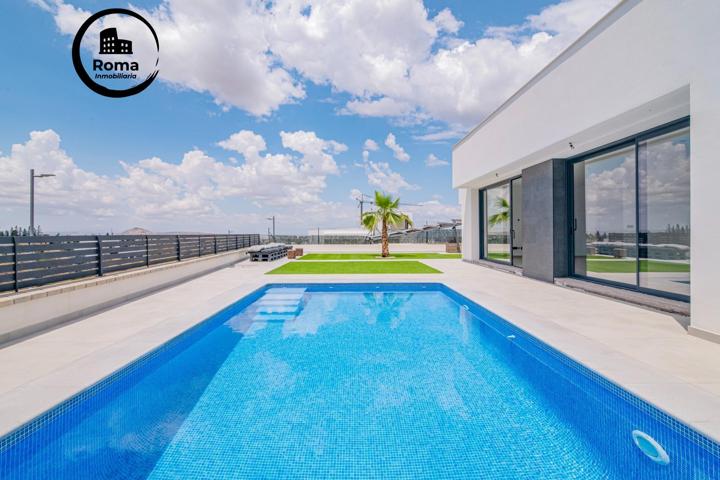 CHALET DISEÑO MODERNO EN UNA PLANTA NUEVA A ESTRENAR photo 0