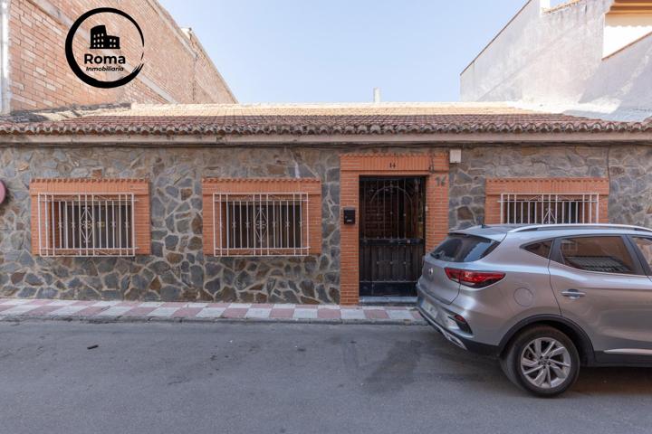 Oportunidad en Armilla: amplia casa de 250 m² para reformar a tu gusto photo 0
