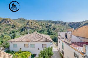 Magnífica casa a la venta en Quéntar (Granada) photo 0