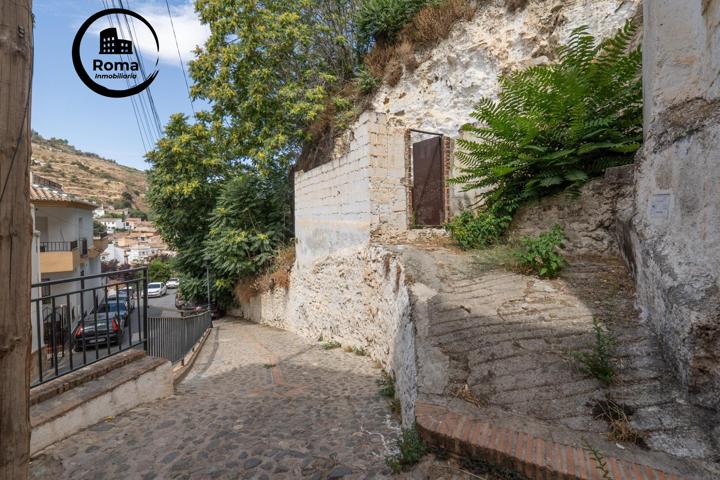 Oportunidad en Monachil: casa cueva con patio y opción de edificar photo 0