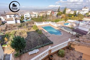 Precioso chalet en Barrio Monachil photo 0