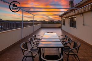 Ático en Armilla con Amplia Terraza y Vistas a Sierra Nevada 🏞️ photo 0
