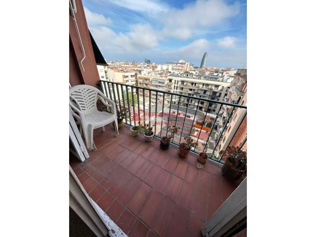  Ático En venta en El Camp De L'Arpa Del Clot, Barcelona photo 0