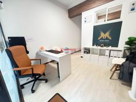 Local En venta en Barcelona photo 0