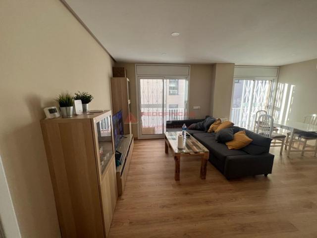 Piso En venta en Barcelona photo 0