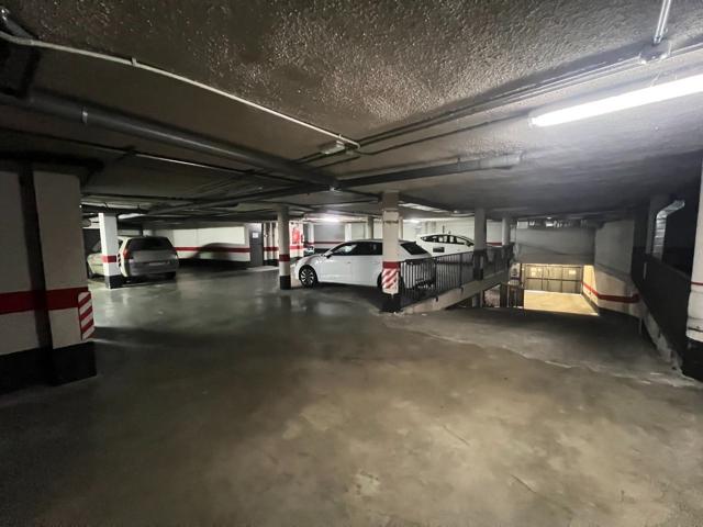 Parking En venta en Zaragoza photo 0