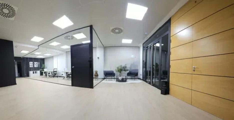 Oficina En alquiler en Utebo photo 0