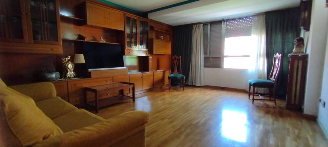Piso En venta en Zaragoza photo 0