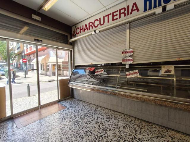Local En alquiler en Zaragoza photo 0
