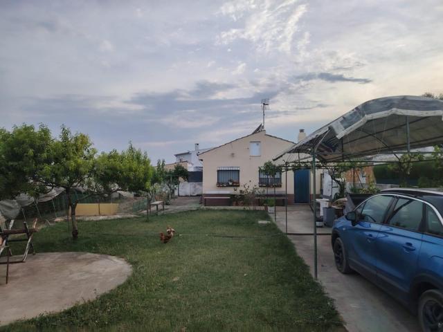 Villa En venta en Nuez de Ebro photo 0