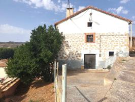 Casa En venta en Almaluez photo 0