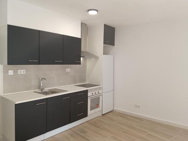 Piso En venta en Zaragoza photo 0