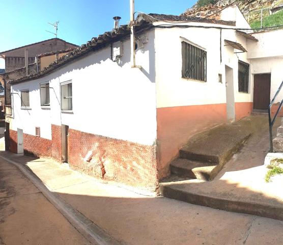 Casa En venta en Alhama de Aragón photo 0
