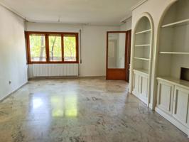 Piso En alquiler en Zaragoza photo 0