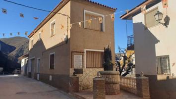 Casa En venta en Villafeliche photo 0
