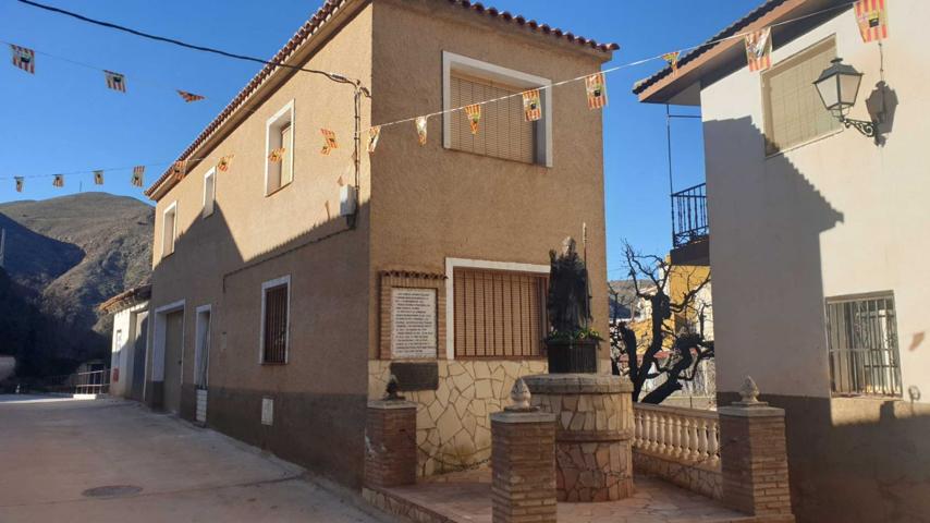 Casa En venta en Villafeliche photo 0