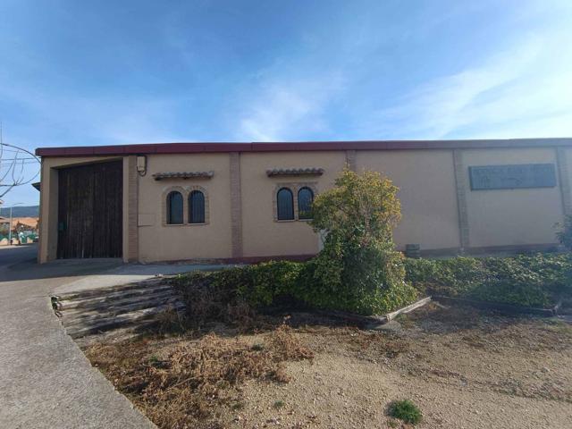 Almacén En venta en Estadilla photo 0