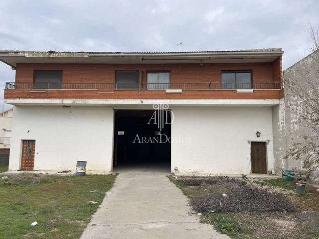 Casa en venta en Ontígola photo 0