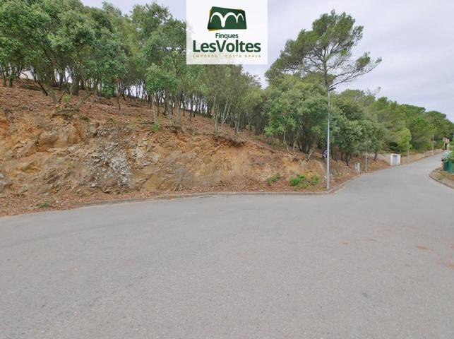 Terreno en venta en Begur de 933 m2 photo 0