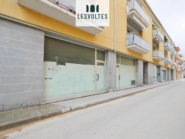 Local en venta en Palamós de 130 m2 photo 0