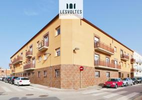 Piso en venta en Palamós de 91 m2 photo 0