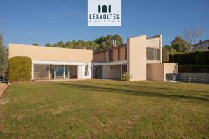 Casa - Chalet en venta en Les Olives de 315 m2 photo 0