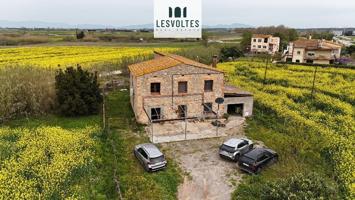 Casa - Chalet en venta en Bellcaire de 445 m2 photo 0
