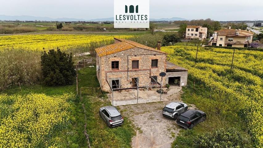 Casa - Chalet en venta en Bellcaire de 445 m2 photo 0