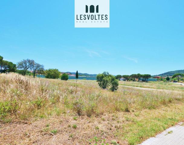 Terreno en venta en Mont-ras de 450 m2 photo 0