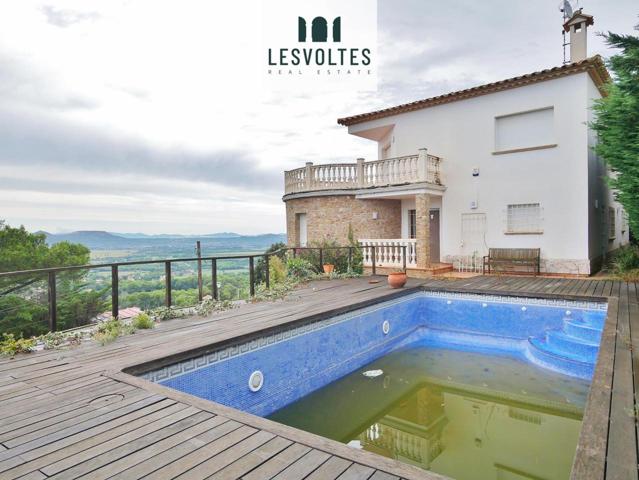 Casa - Chalet en venta en Pals de 393 m2 photo 0