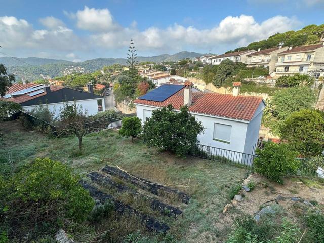 CONSTRUYE TU CASA EN EL MARESME photo 0