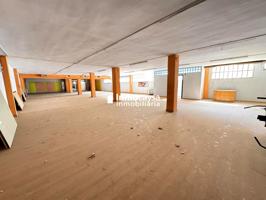 Local comercial en primera planta photo 0