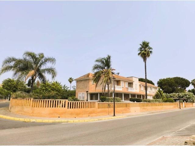Chalet en venta en Corrales photo 0