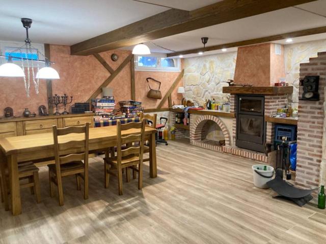 Chalet adosado en venta en Arroyo de la Encomienda photo 0