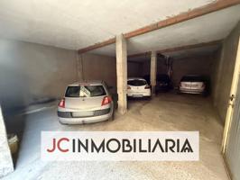 Almacen en venta en Hospital-Rondilla-Santa Clara(47010) photo 0