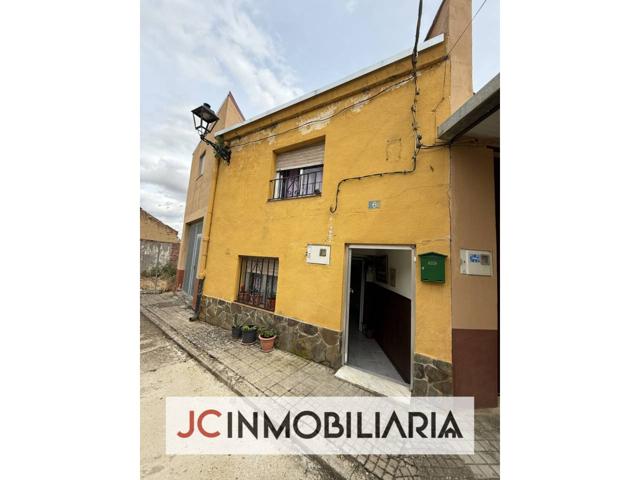 Acogedora casita de pueblo en Villalón de Campos. photo 0