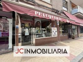 Peluquería en traspaso en calle Marqués del Duero, 1 photo 0