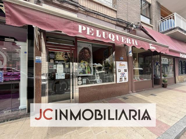 Peluquería en traspaso en calle Marqués del Duero, 1 photo 0