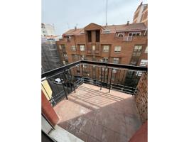 Piso en venta en Las Delicias(47013) photo 0