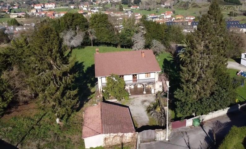 Villa En venta en Reocín photo 0