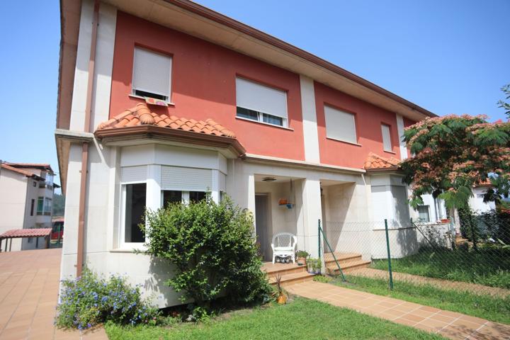 Villa En venta en Piélagos photo 0