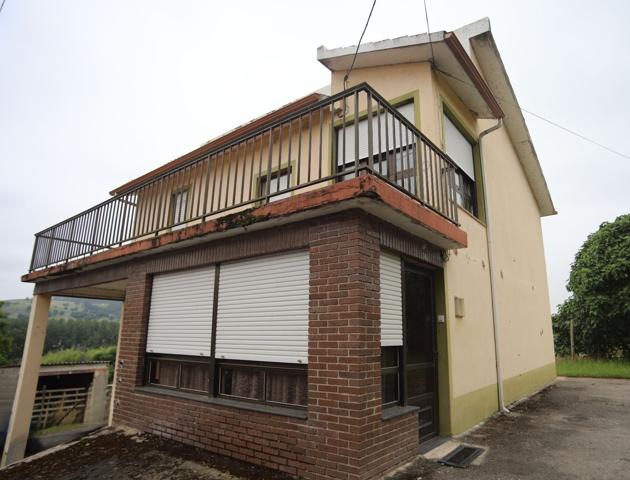 Villa En venta en Castañeda photo 0