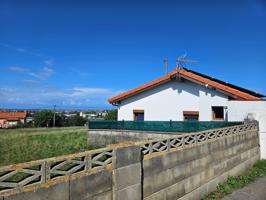 Villa En venta en Camargo photo 0
