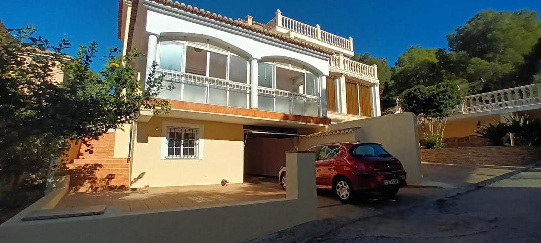 Villa En venta en L'Alfàs del Pi photo 0