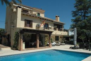 Villa En venta en Altea photo 0