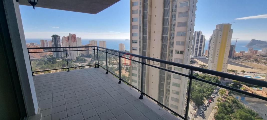 Piso En venta en Playa Poniente, Benidorm photo 0