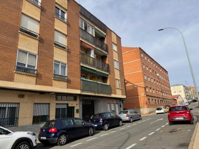 Venta de piso en Barrio Blanco photo 0