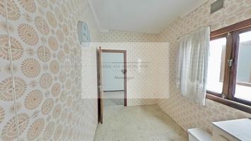 Piso en venta a reformar junto a la Universidad de Las Palmas photo 0