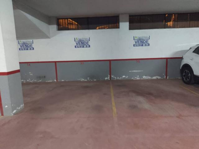 PLAZAS DE APARCAMIENTO CON POSIBILIDAD DE CERRAR photo 0
