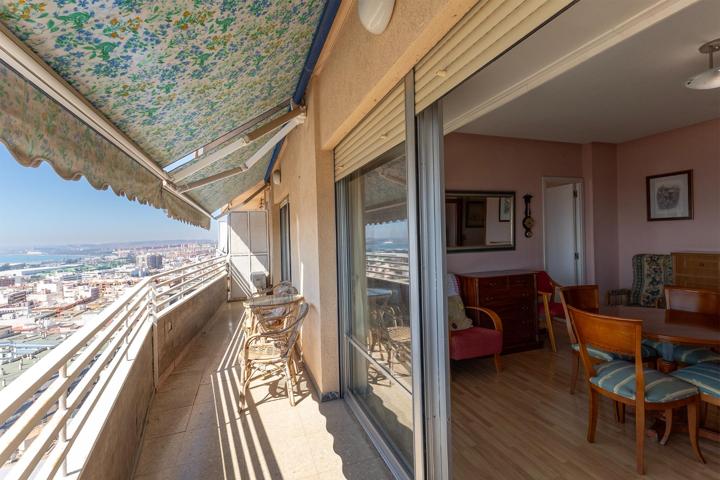 APARTAMENTO CON MARAVILLOSAS VISTAS photo 0